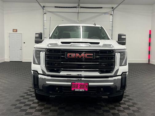 2024 GMC Sierra 2500 Pro