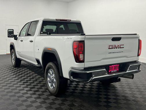 2024 GMC Sierra 2500 Pro