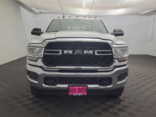2021 RAM 3500 Tradesman Crew Cab 4x4 8' Box