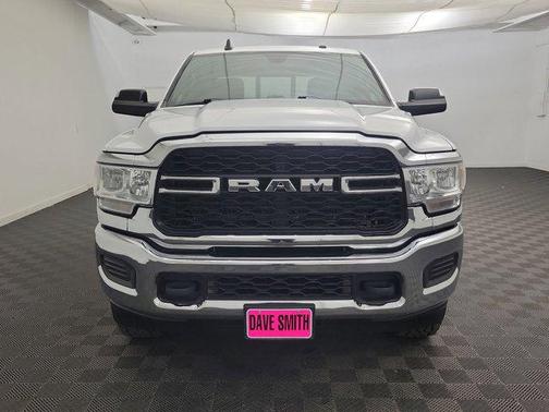 2021 RAM 3500 Tradesman Crew Cab 4x4 8' Box