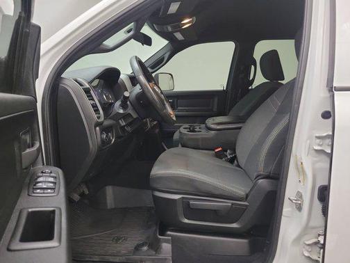 2021 RAM 3500 Tradesman Crew Cab 4x4 8' Box