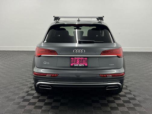 2022 Audi Q5 45 S line Premium Plus