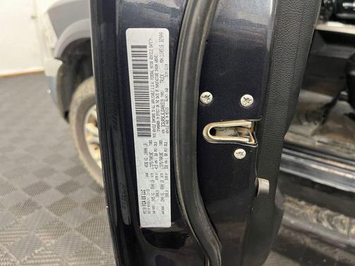 2018 RAM 2500 Laramie Crew Cab 4x4 8' Box