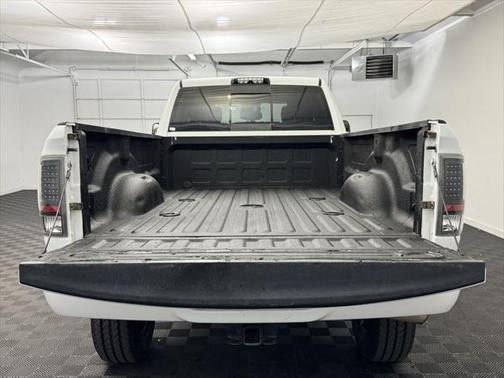 2018 RAM 2500 Big Horn Crew Cab 4x4 8' Box