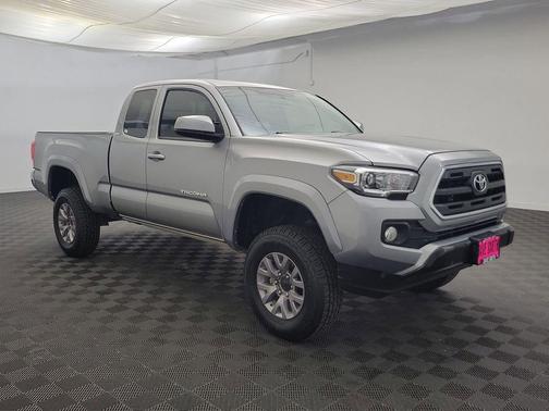 2017 Toyota Tacoma SR5