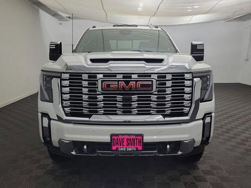 2025 GMC Sierra 2500 Denali
