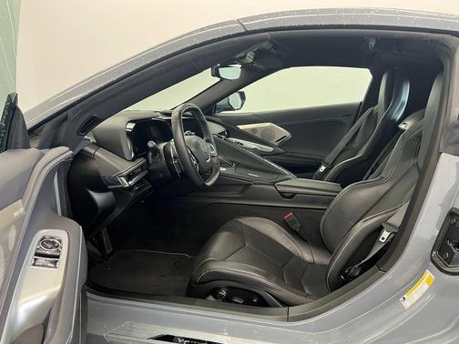 2024 Chevrolet Corvette Stingray w/2LT