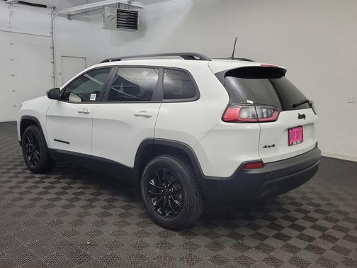 2023 Jeep Cherokee Altitude
