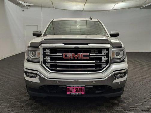White Frost Tricoat 2018 GMC Sierra 1500 SLT
