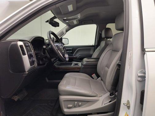 White Frost Tricoat 2018 GMC Sierra 1500 SLT