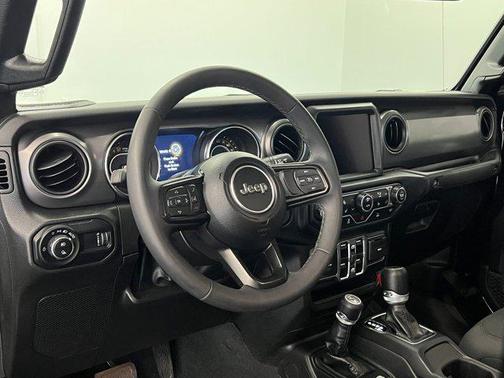 Black Clearcoat 2023 Jeep Gladiator Willys 4x4