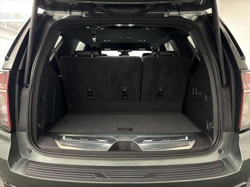 2023 Chevrolet Tahoe 4WD RST