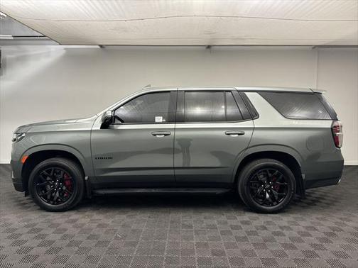2023 Chevrolet Tahoe 4WD RST