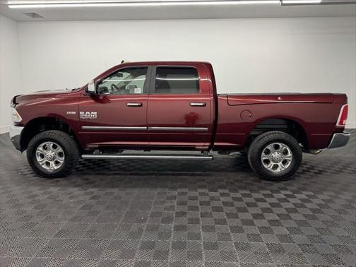 2017 RAM 2500 Laramie Crew Cab 4x4 6'4' Box
