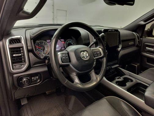 2022 RAM 2500 Laramie Crew Cab 4x4 6'4' Box