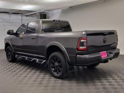 2022 RAM 2500 Laramie Crew Cab 4x4 6'4' Box