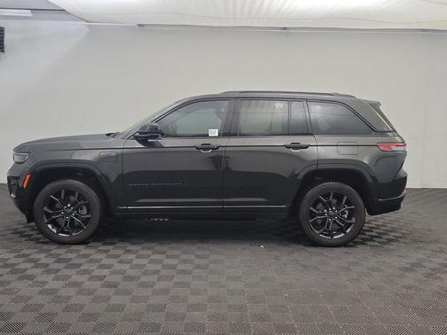 2024 Jeep Grand Cherokee 4xe Anniversary Edition