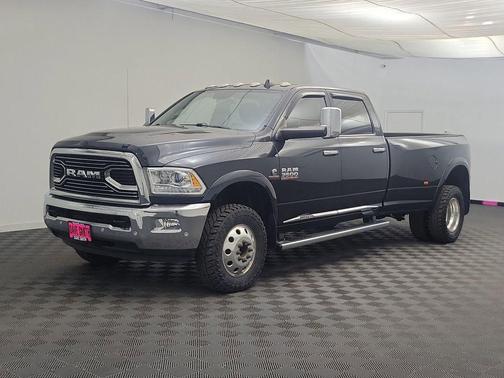 2017 RAM 3500 Limited Crew Cab 4x4 8' Box