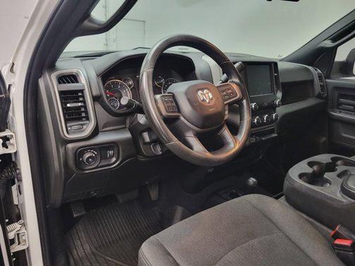 2022 RAM 3500 Tradesman Crew Cab 4x4 8' Box