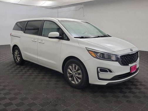 2019 Kia Sedona LX