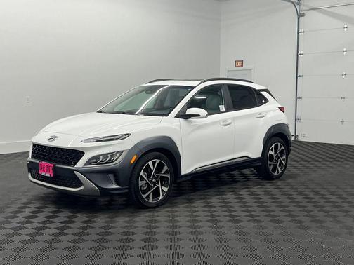 2022 Hyundai KONA Limited