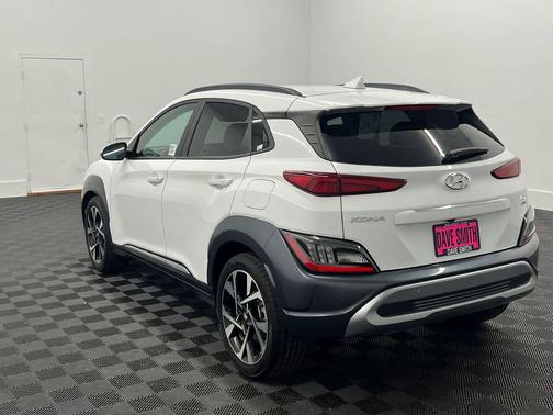 2022 Hyundai KONA Limited