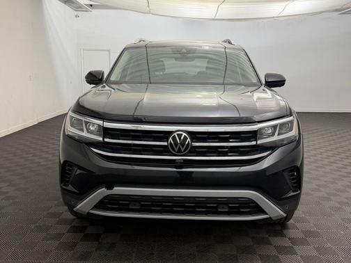 Deep Black Pearl 2021 Volkswagen Atlas 2.0T SEL