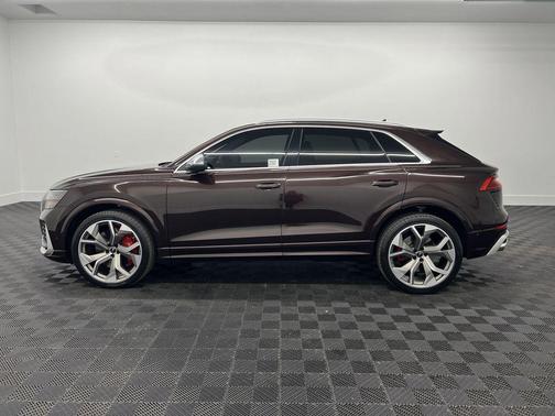 2023 Audi RS Q8 4.0T