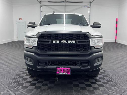Bright White Clearcoat 2021 RAM 3500 Tradesman Crew Cab 4x4 8' Box