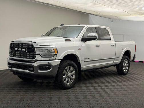 2019 RAM 3500 Limited Crew Cab 4x4 6'4' Box