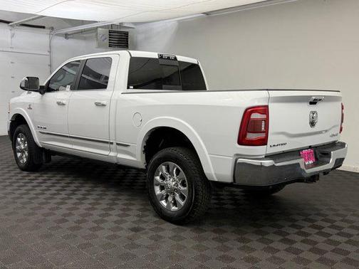 2019 RAM 3500 Limited Crew Cab 4x4 6'4' Box