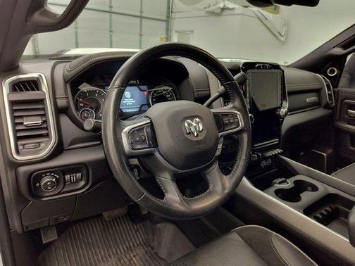 2024 RAM 3500 Laramie Crew Cab 4x4 8' Box