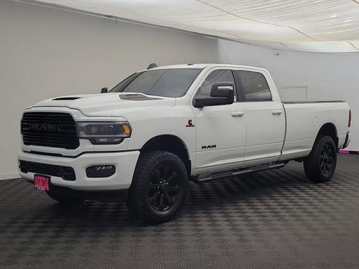 2024 RAM 3500 Laramie Crew Cab 4x4 8' Box