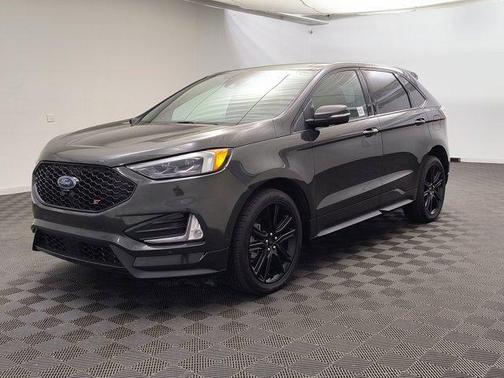 2022 Ford Edge ST