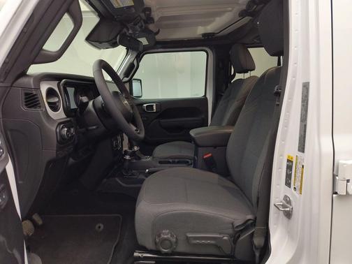Bright White Clearcoat 2026 Jeep Wrangler Sport S