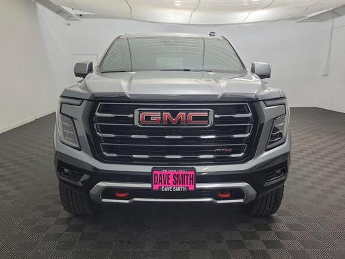 2025 GMC Yukon XL 4WD AT4