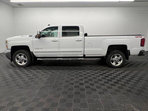 Summit White 2018 Chevrolet Silverado 2500 LTZ