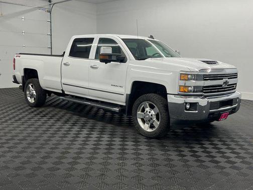 Summit White 2018 Chevrolet Silverado 2500 LTZ
