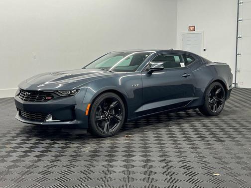2022 Chevrolet Camaro RWD Coupe LT1