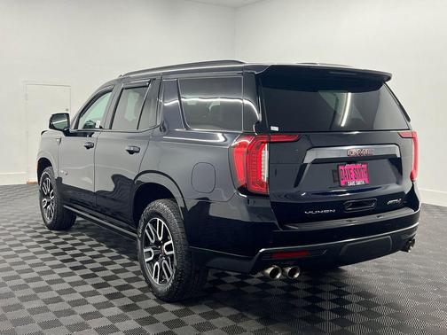 2024 GMC Yukon 4WD AT4