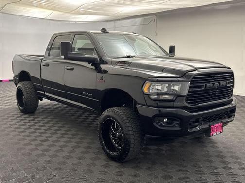 2020 RAM 2500 Big Horn Crew Cab 4X4 6'4' Box