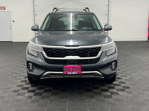 Gravity Gray 2022 Kia Seltos SX Turbo