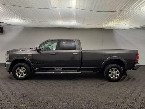 Granite Crystal Metallic Clearcoat 2022 RAM 2500 Laramie Crew Cab 4x4 8' Box