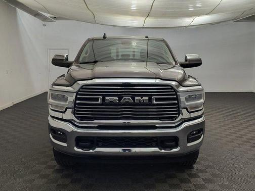 Granite Crystal Metallic Clearcoat 2022 RAM 2500 Laramie Crew Cab 4x4 8' Box