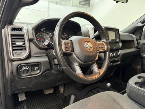 2024 RAM 2500 Tradesman Crew Cab 4x4 6'4' Box