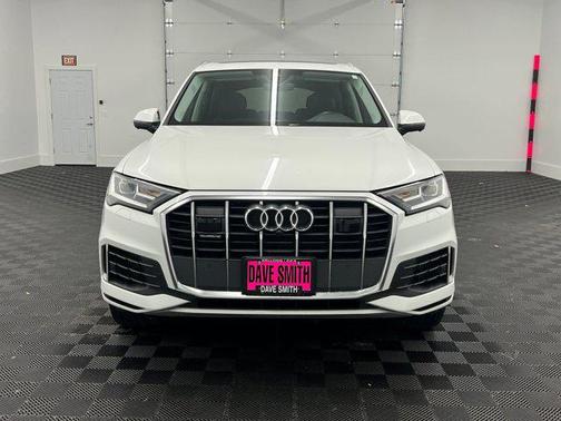 2022 Audi Q7 55 Premium Plus