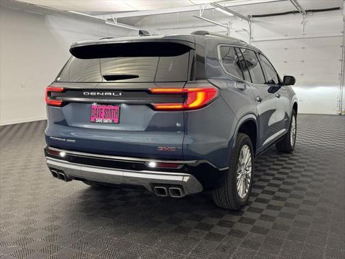 2024 GMC Acadia Denali