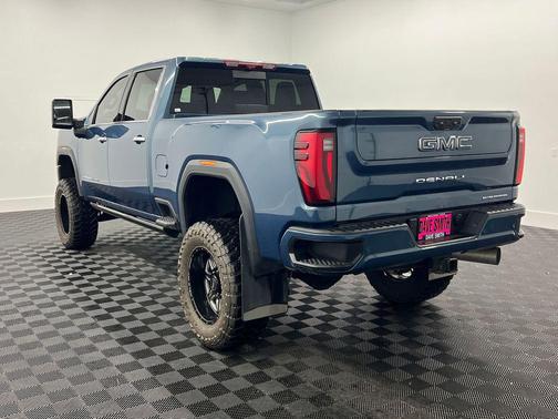 2024 GMC Sierra 2500 Denali Ultimate