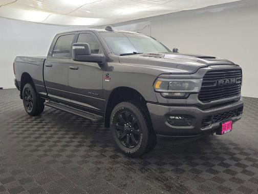 2023 RAM 2500 Laramie Crew Cab 4x4 6'4' Box