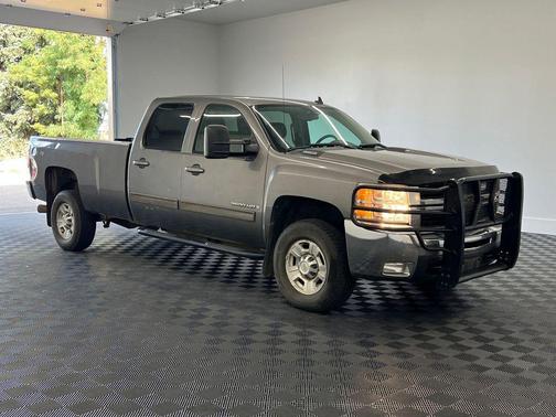 2009 Chevrolet Silverado 3500 LTZ Crew Cab